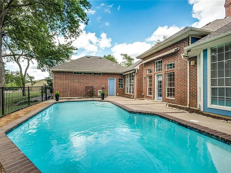 3227 Preston Hills Cir — Photo 5