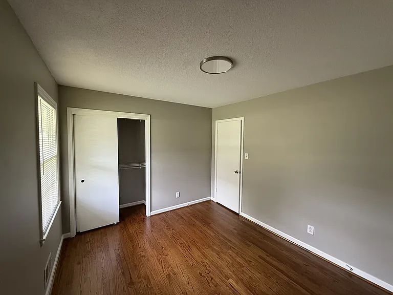 120 Woodbine Ter — Photo 26