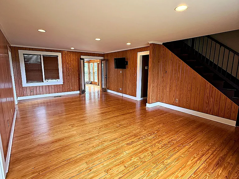 2855 Dillon Rd — Photo 2