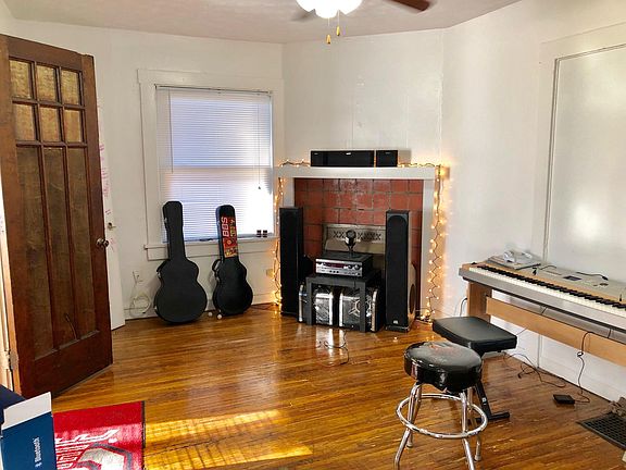 2nd image of 2089 Iuka Ave