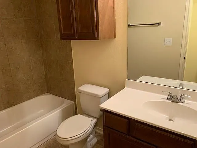 714 Parkplace Rdg — Photo 8
