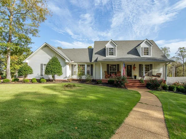 1075 Highway 203, Savannah, TN 38372