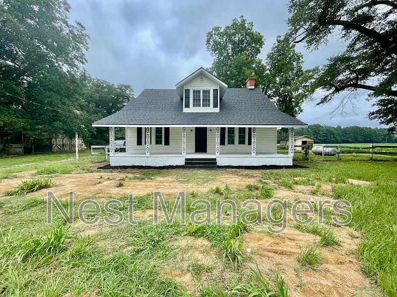 416 Old Maxton Rd