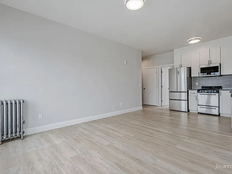 1801 Beach St #301-J — Photo 4