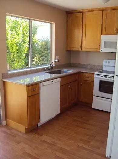 8071 Park Villa Cir — Photo 5