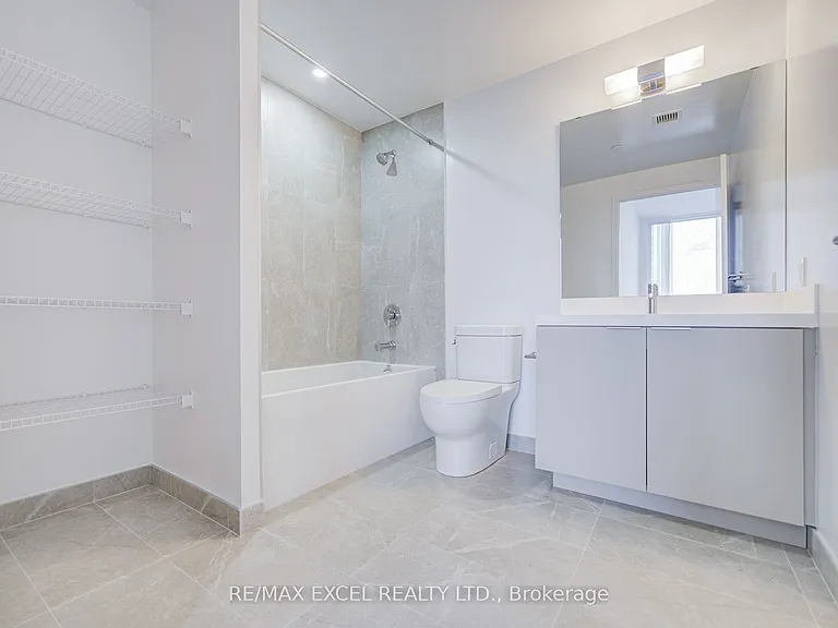 5858 Yonge St #1011 — Photo 30