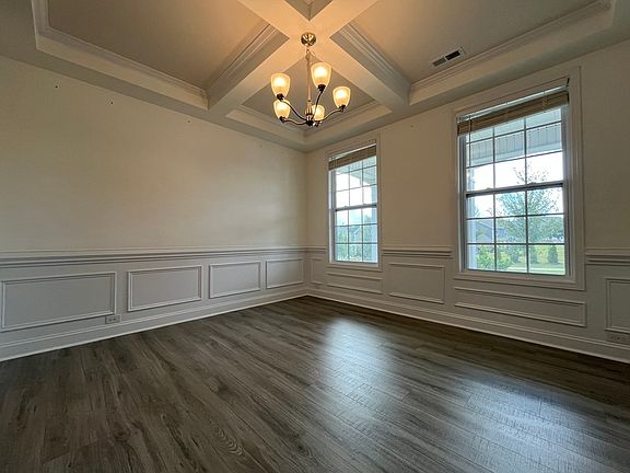 3rd image of 2007 Lydney Cir
