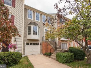 46552 River Meadows Ter, Sterling, VA 20165