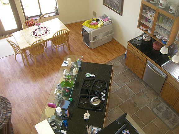 Updated/Gormet Kitchen!