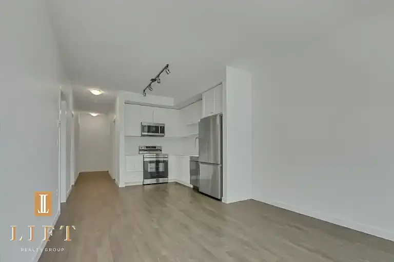 15735 85th Ave #217 — Photo 3