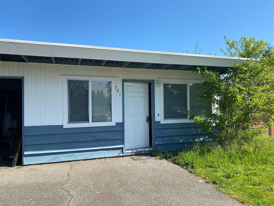 1st image of 701 128th St S #701