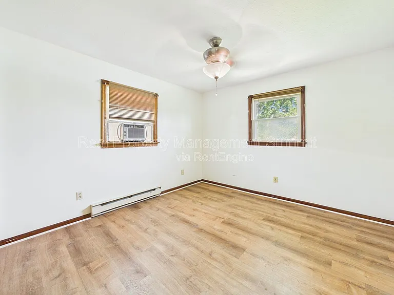 530 Highland Ave — Photo 14