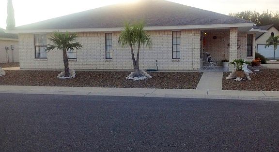 3rd image of 1622 Lakeside Dr