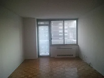 Rented by Classic Marketing- 530 Park1