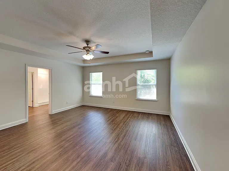 3150 Creek Village Ln — Photo 9