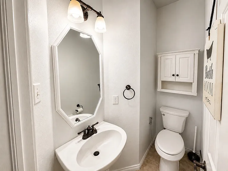 1818 Lake Texoma Cir — Photo 11
