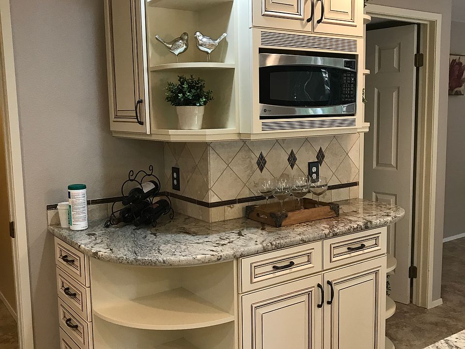 2nd image of 13224 NE 190th Pl