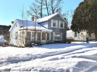 433 Oak St, Glenwood City, WI 54013