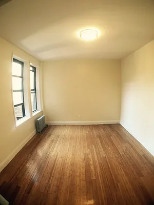 Rented by Bohemia Realty Group | media 23