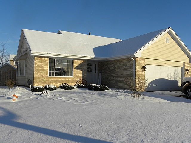1st image of 2360 Foxwood Dr
