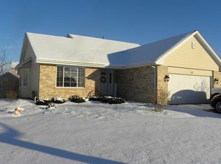 2360 Foxwood Dr, New Lenox, IL 60451