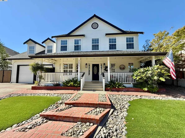 3077 Rodeo Ln, Livermore, CA 94550