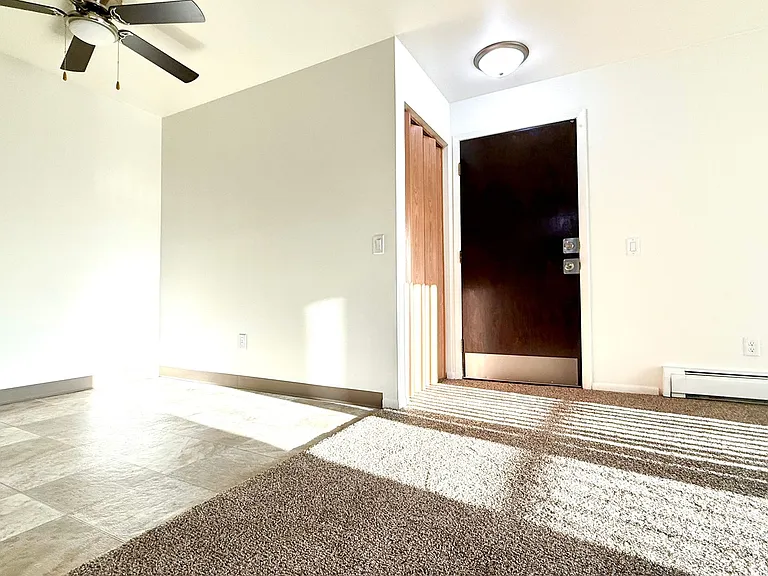 Elkhorn Village Apartments | 1 & 2 Bedroom Apartments in Elkhorn, WI Heat Included — Photo 26