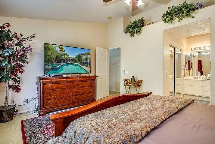 37760 Driscoll St — Photo 11