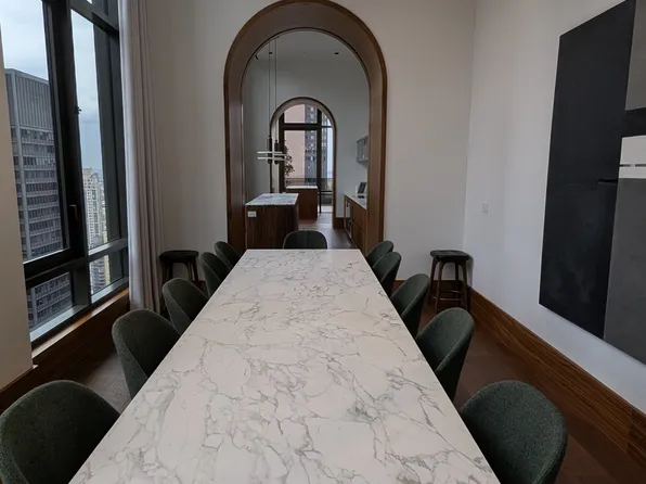 135 East 47th Street image 14 of 23