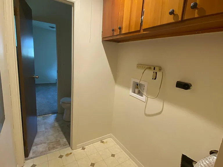 1650 Saratoga Dr — Photo 4