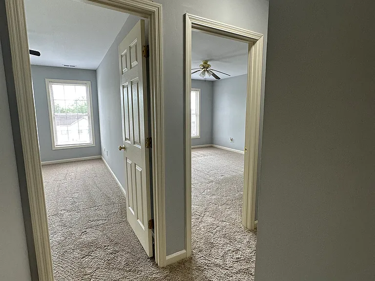 529-531 Big Bear Ln — Photo 16