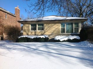 1107 Courtland Ave, Park Ridge, IL 60068