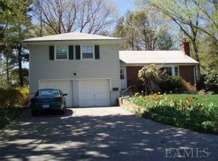 21 Wellford Rd, White Plains, NY 10607