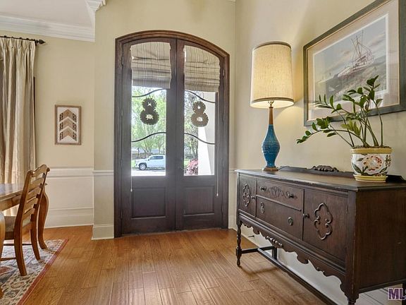 2nd image of 530 S Club Ave