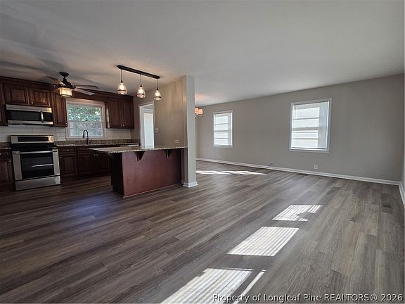 5th image of 2415 Raeford Rd