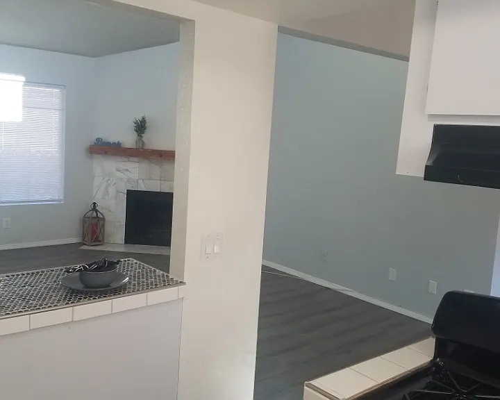 5041 Dunbar Dr — Photo 3