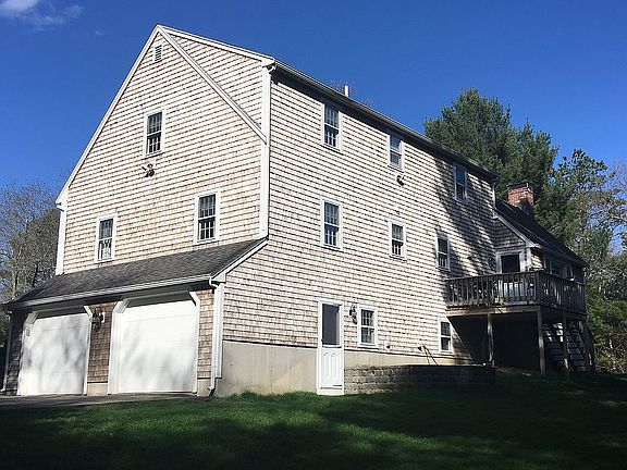 3rd image of 1 Windy Hill Dr