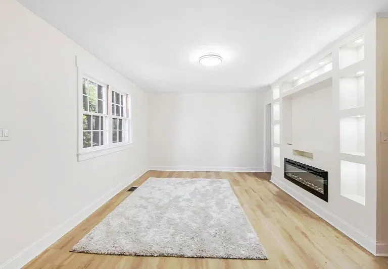 703 Wade Ave — Photo 2