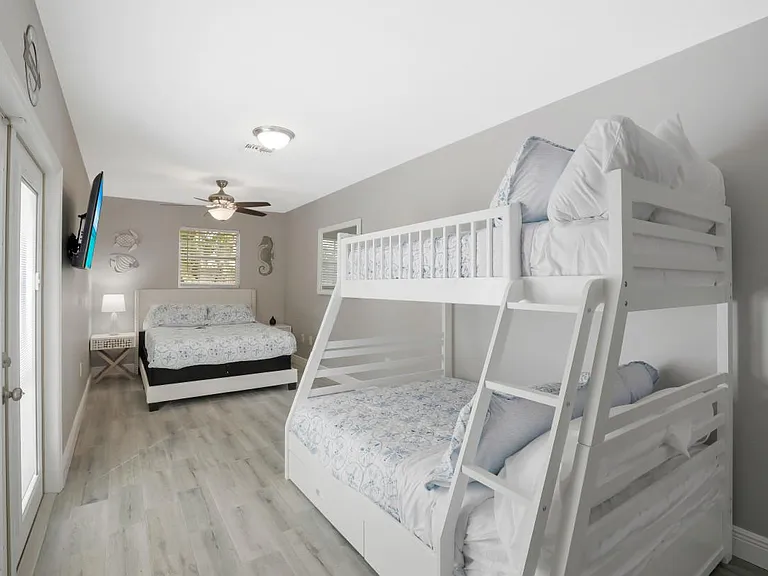 28140 Meadowlark Ln — Photo 18