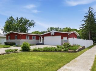 3030 8th St N, Fargo, ND 58102