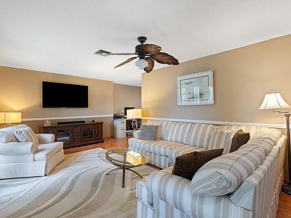 3rd image of 2667 Coral Hills Drive