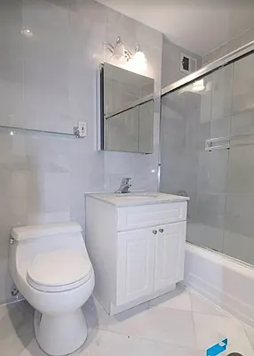 Rented by AZ REALTY NYC LLC | media 15