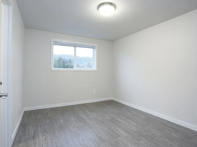 Azure Apartments — Photo 16