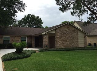 1114 Killarney Ave, Friendswood, TX 77546
