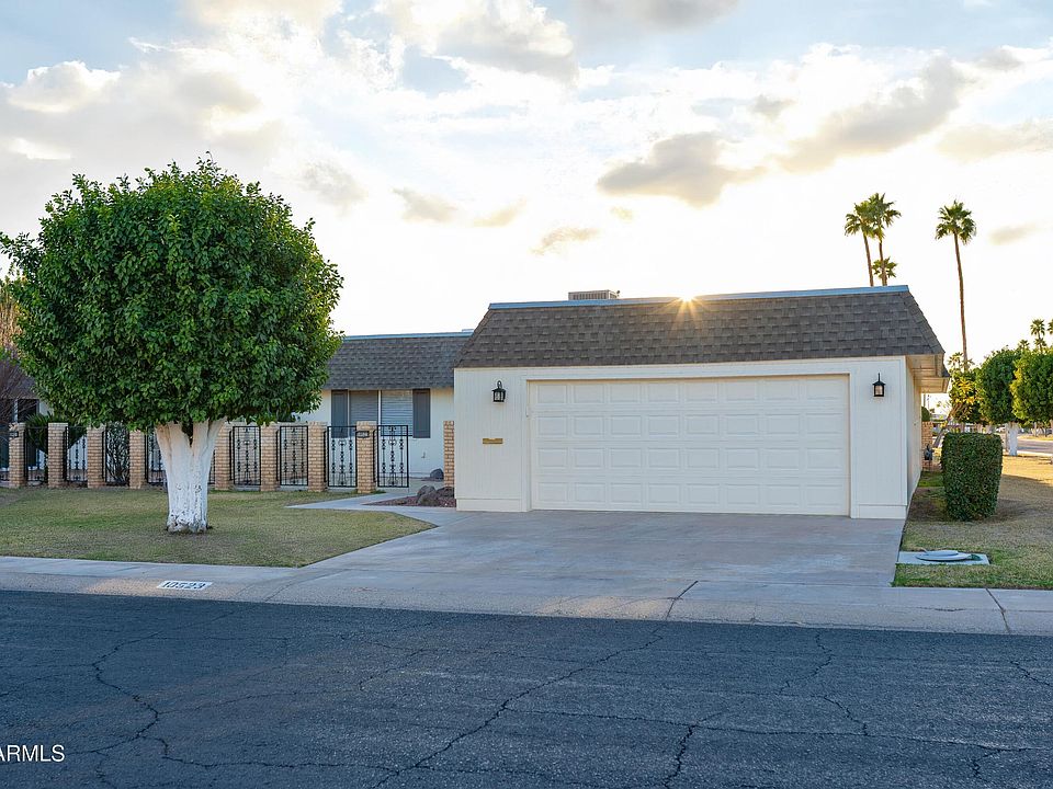 1st image of 10523 W ROUNDELAY Circle