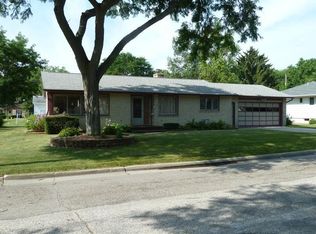 432 Clover Ln, Fort Atkinson, WI 53538