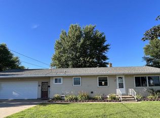 6306 Main St, Auburndale, WI 54412