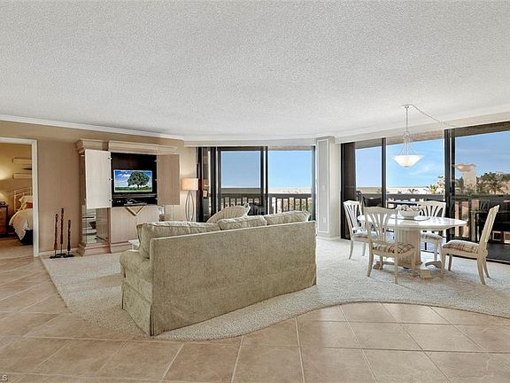 4th image of 520 S Collier Blvd Unit 506
