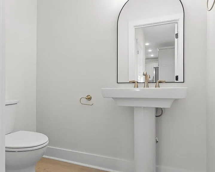 638 Ladd Ave — Photo 35