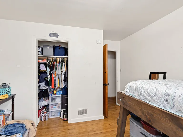 821 W Mulberry St — Photo 13